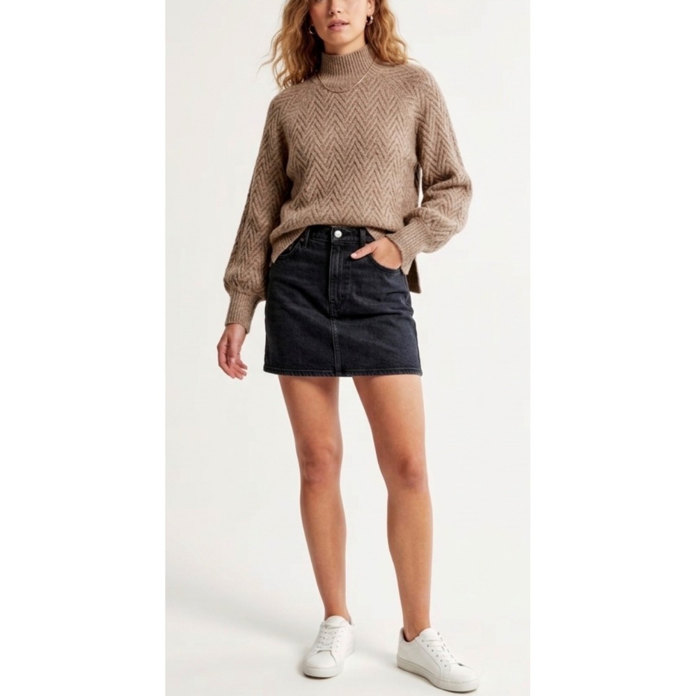 Abercrombie & Fitch Mock Neck Chevron Sweater Brown Balloon Sleeve Small